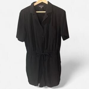 Athleta Black Short Sleeve Button-Front Waist-Tie Romper - Women's Size M